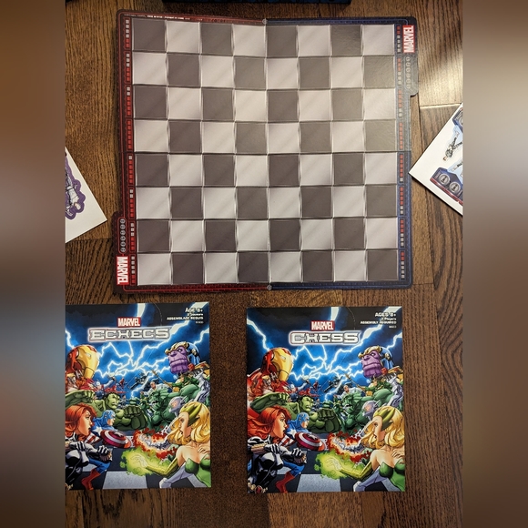 Marvel Chess Board Game - Picture 9 of 9